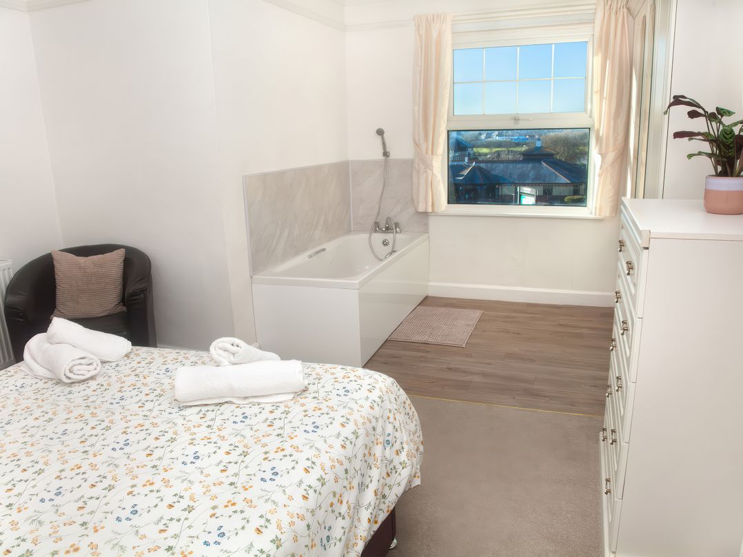 Weymouth Bay Apartment C