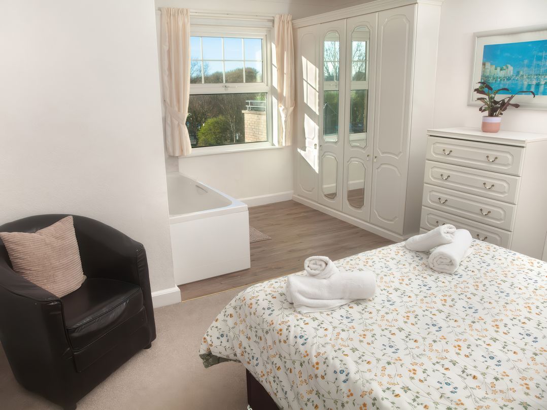 Weymouth Bay Apartment C