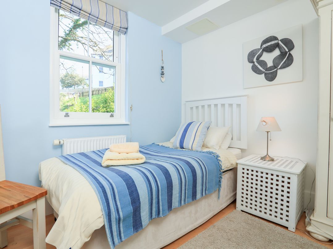 15 Combehaven
