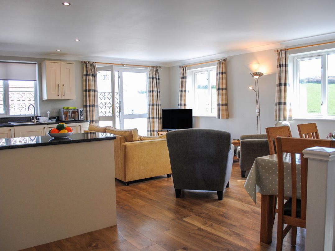 4 West Park Mews