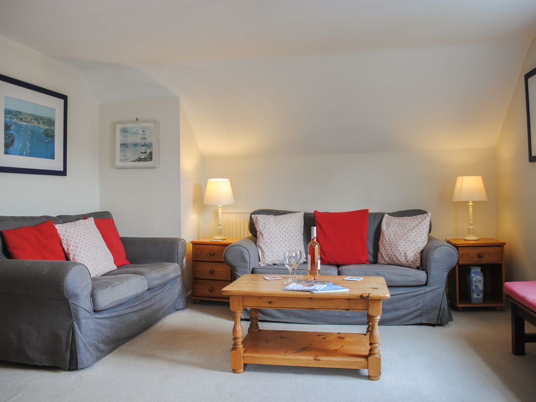 7 Glenthorne House
