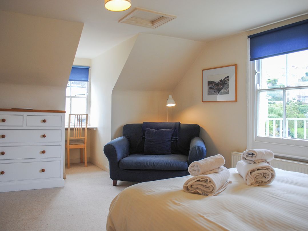 7 Glenthorne House