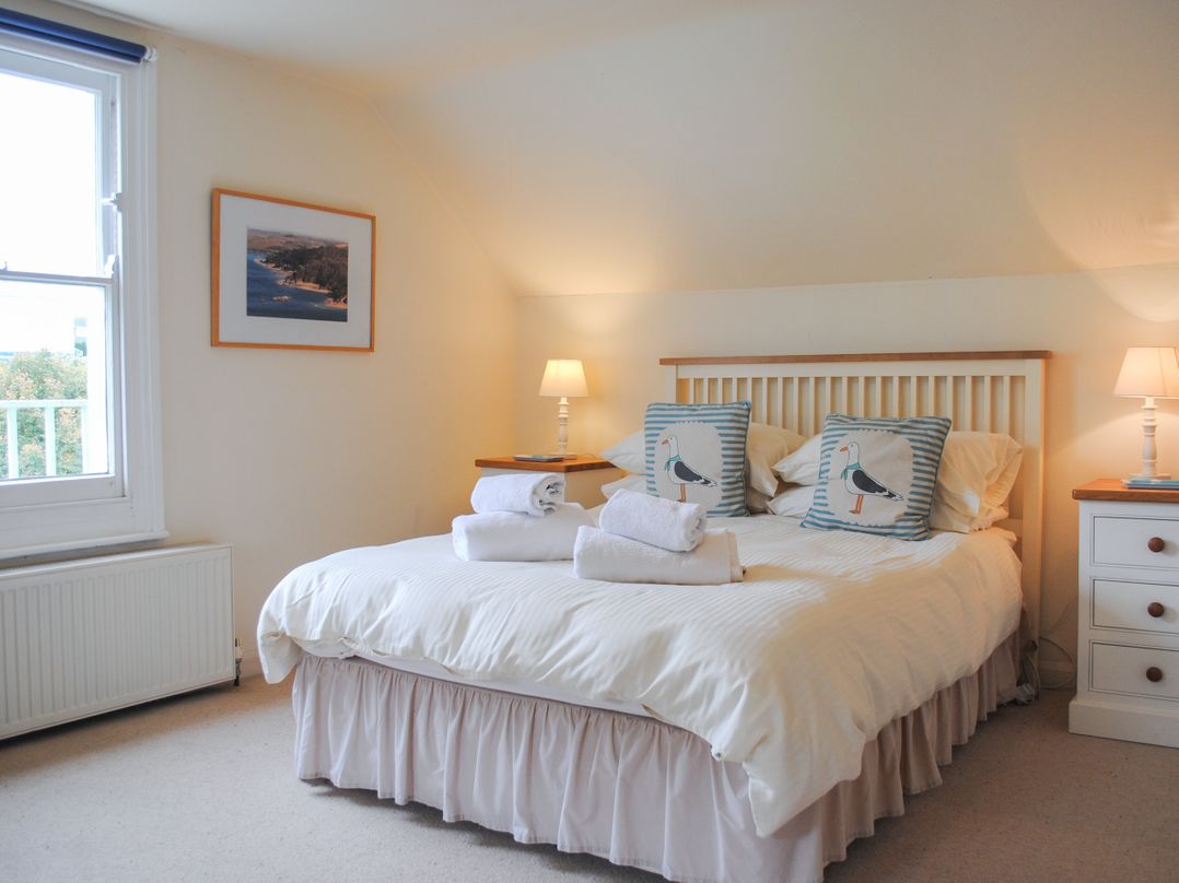 7 Glenthorne House