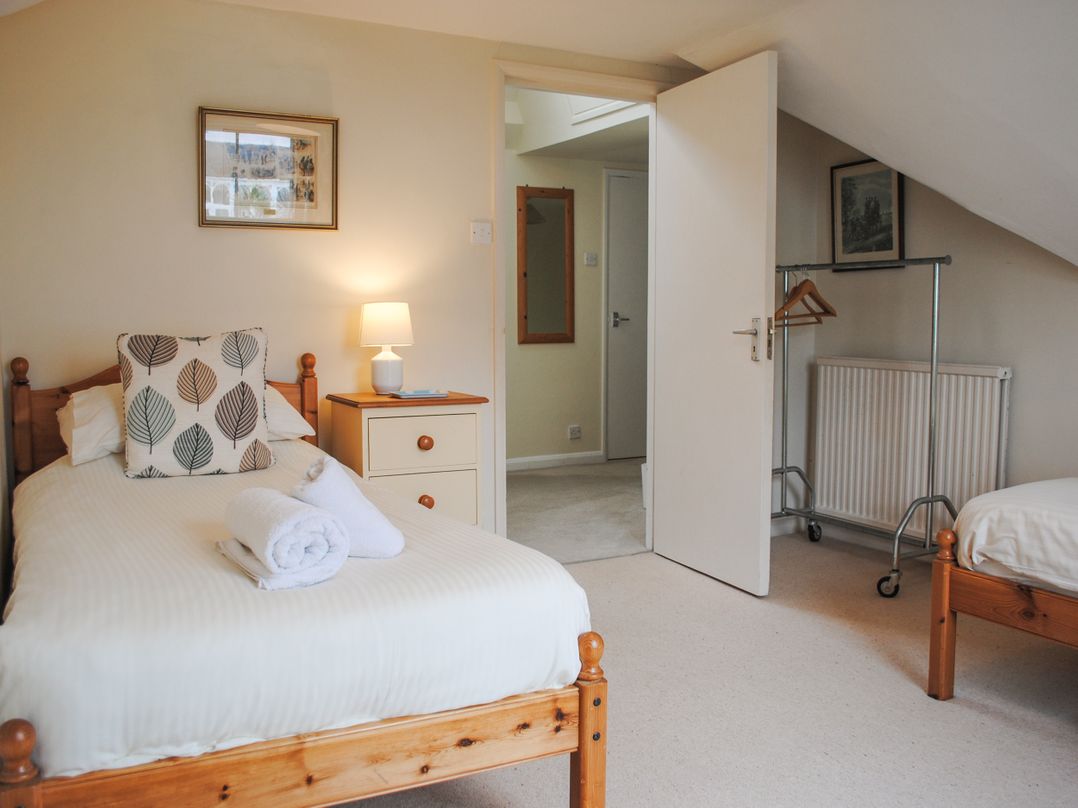 7 Glenthorne House