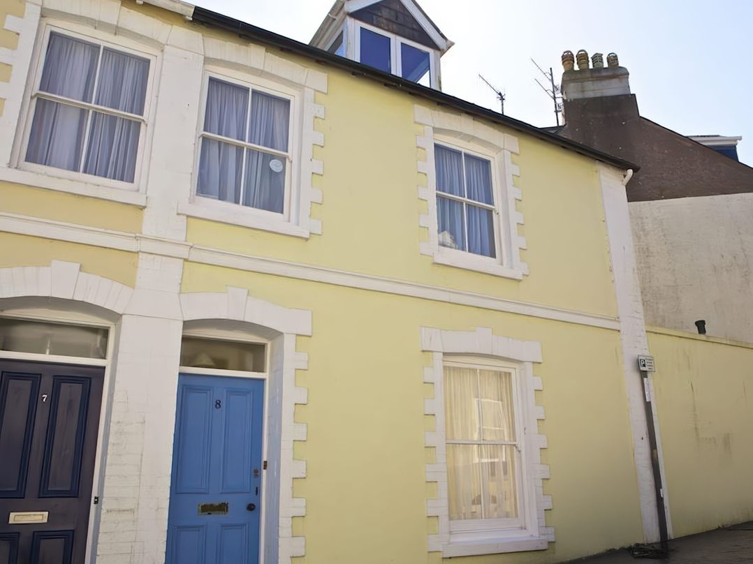 8 Church Street