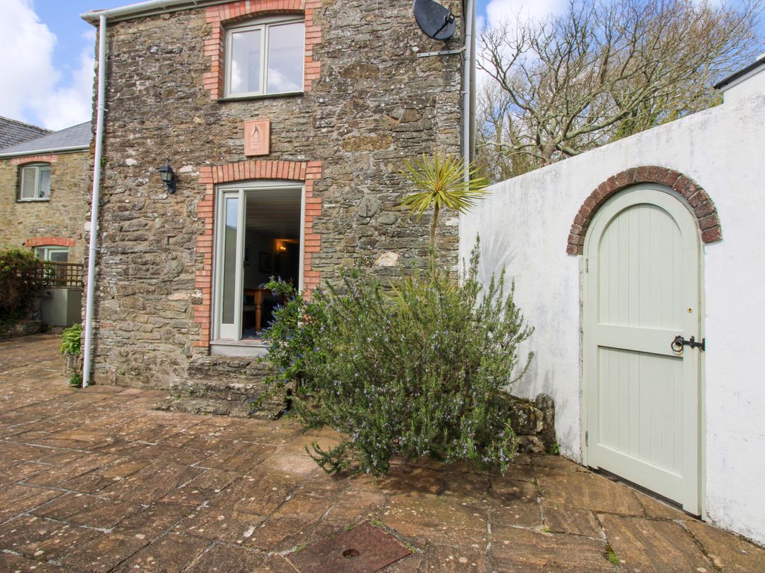 Orchard Barn