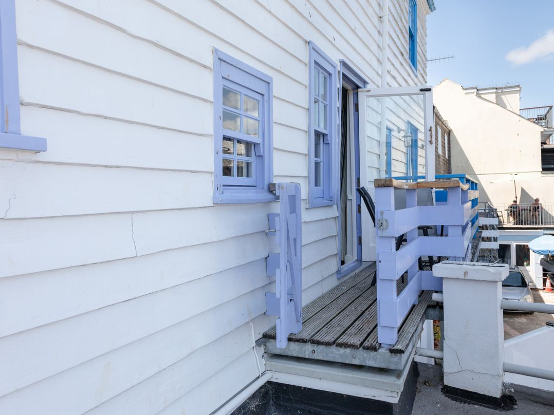 Spinnaker Cottage