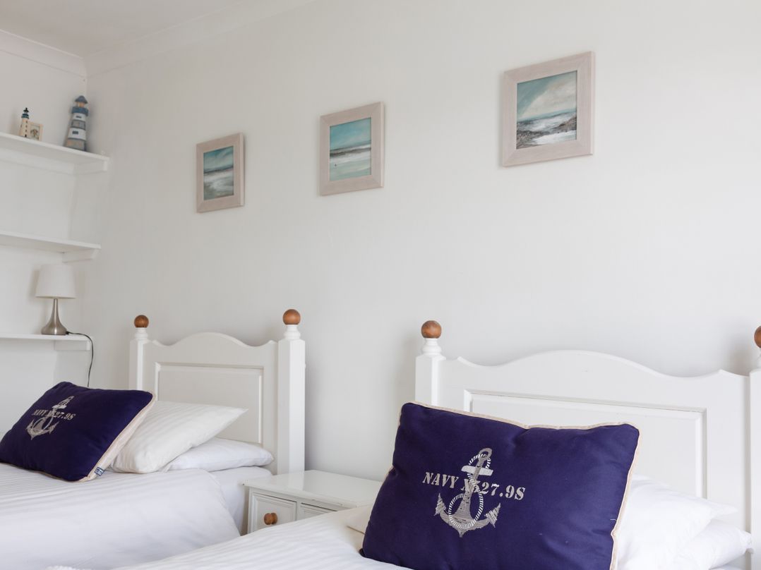 Spinnaker Cottage
