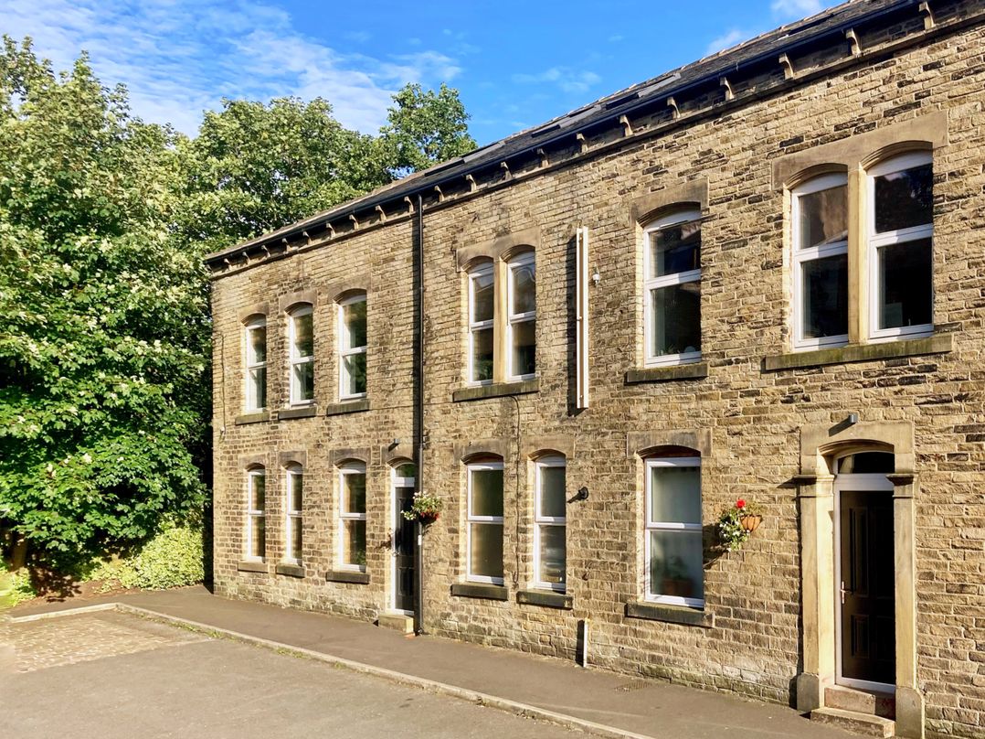 The Old Riverside School House Apartment 5