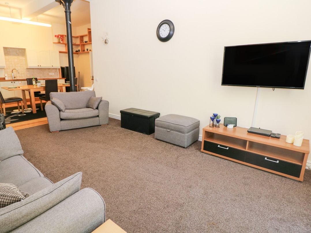 Wye Apartment, Litton Mill