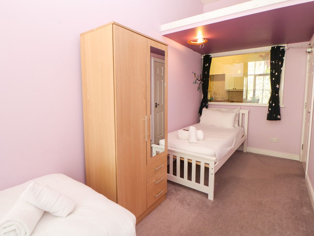 Wye Apartment, Litton Mill