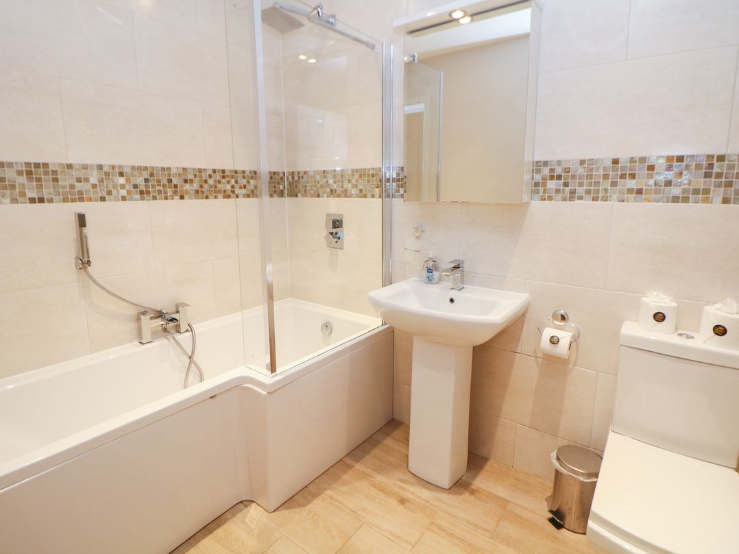 Wye Apartment, Litton Mill