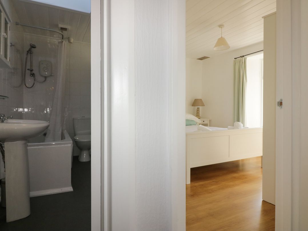 Harbourside Cottage