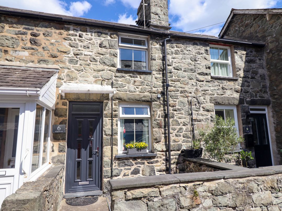 6 Smithfield Lane
