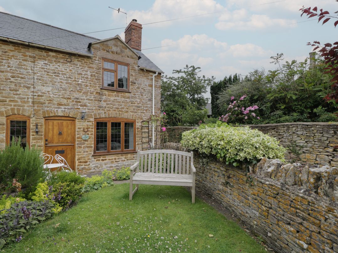 Horseshoe Cottage