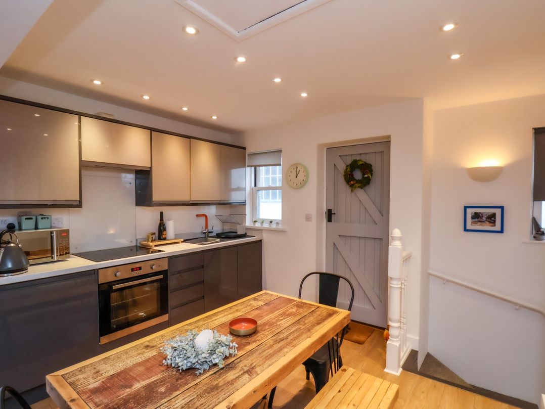 Sunshine Cottage