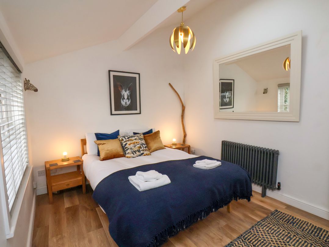 Sunshine Cottage