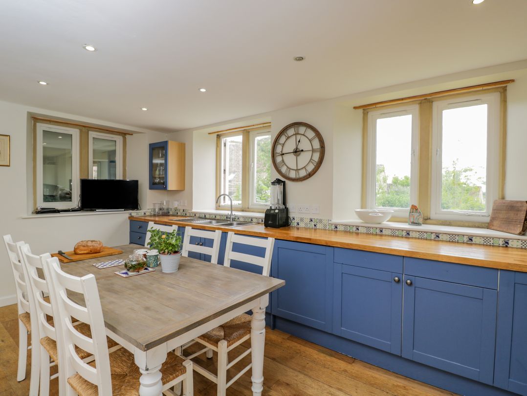 9 Velley Hill