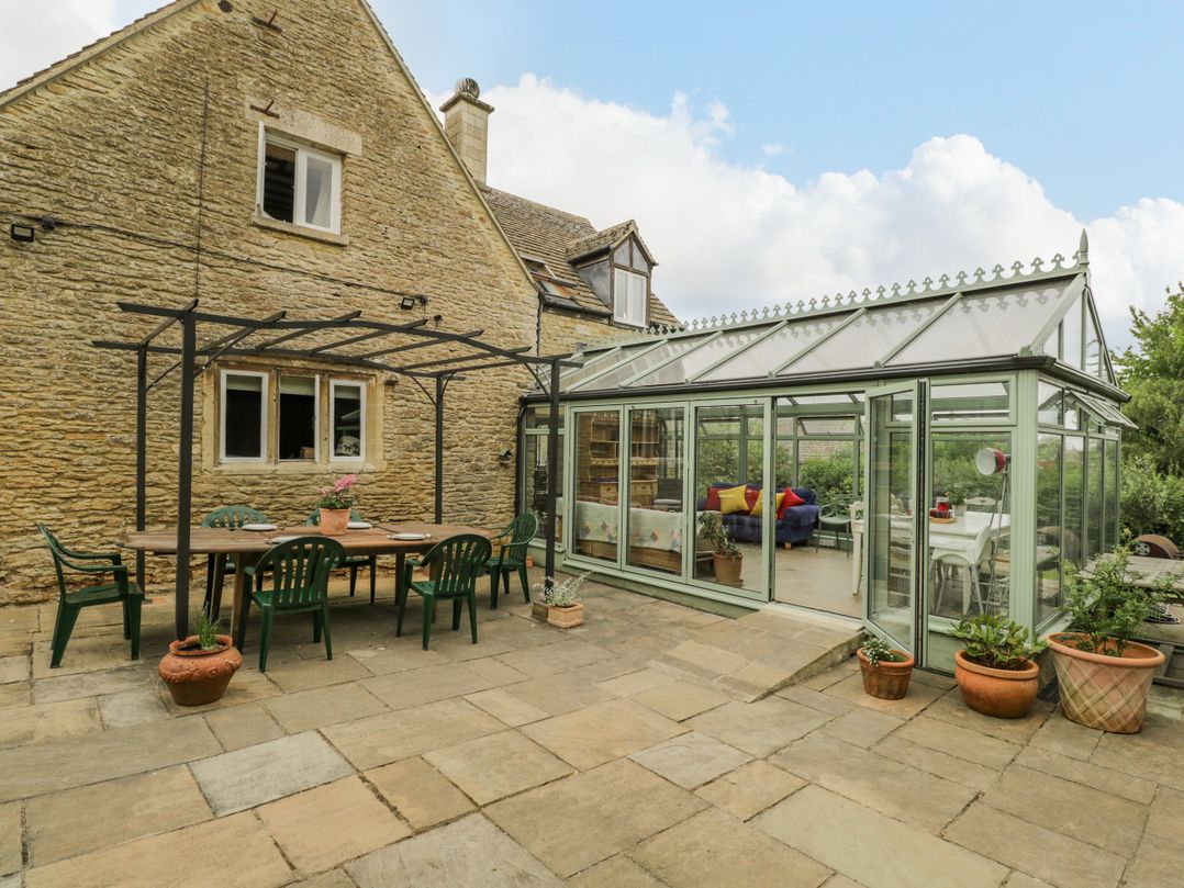 9 Velley Hill