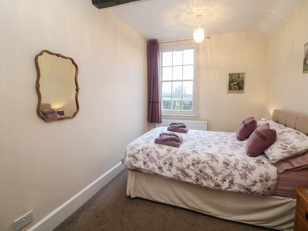 South Lodge - Longford Hall Farm Holiday Cottages