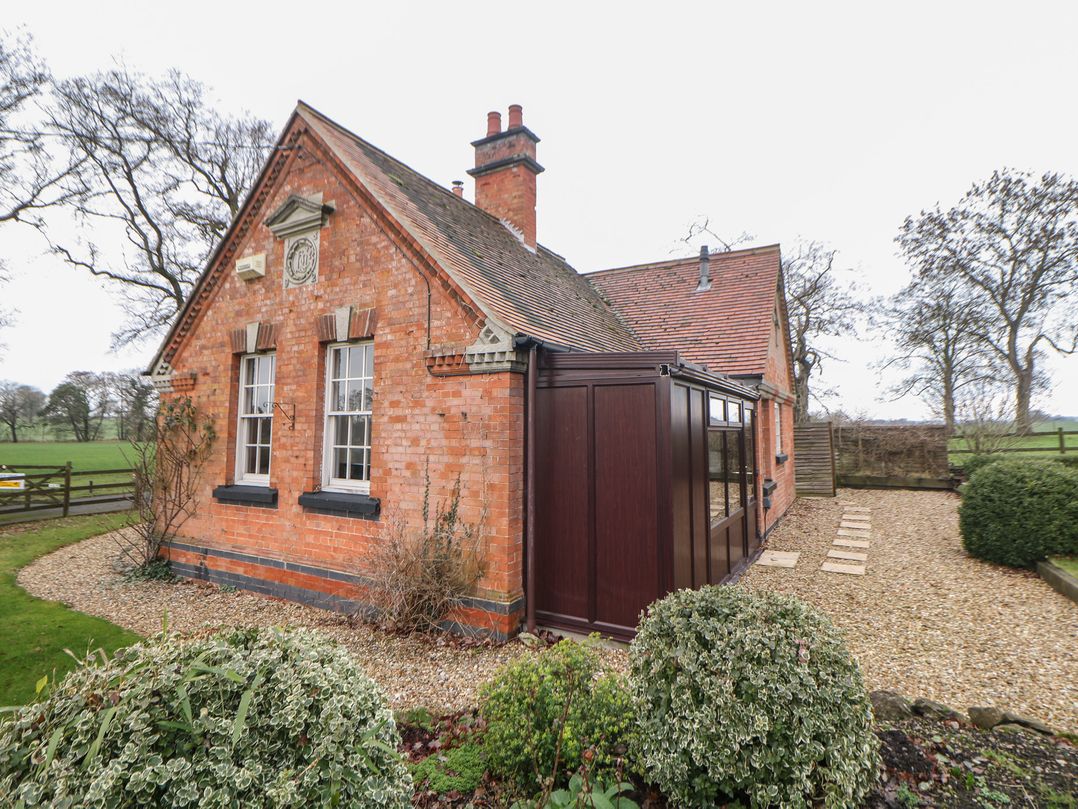 South Lodge - Longford Hall Farm Holiday Cottages