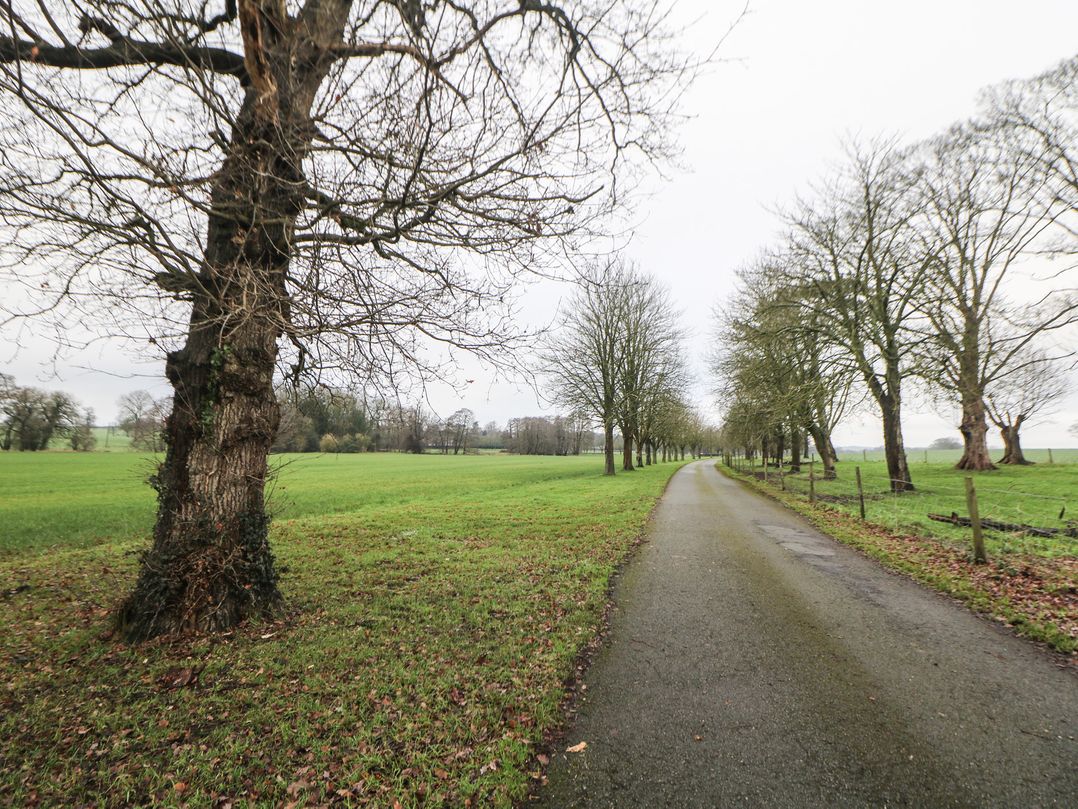 South Lodge - Longford Hall Farm Holiday Cottages