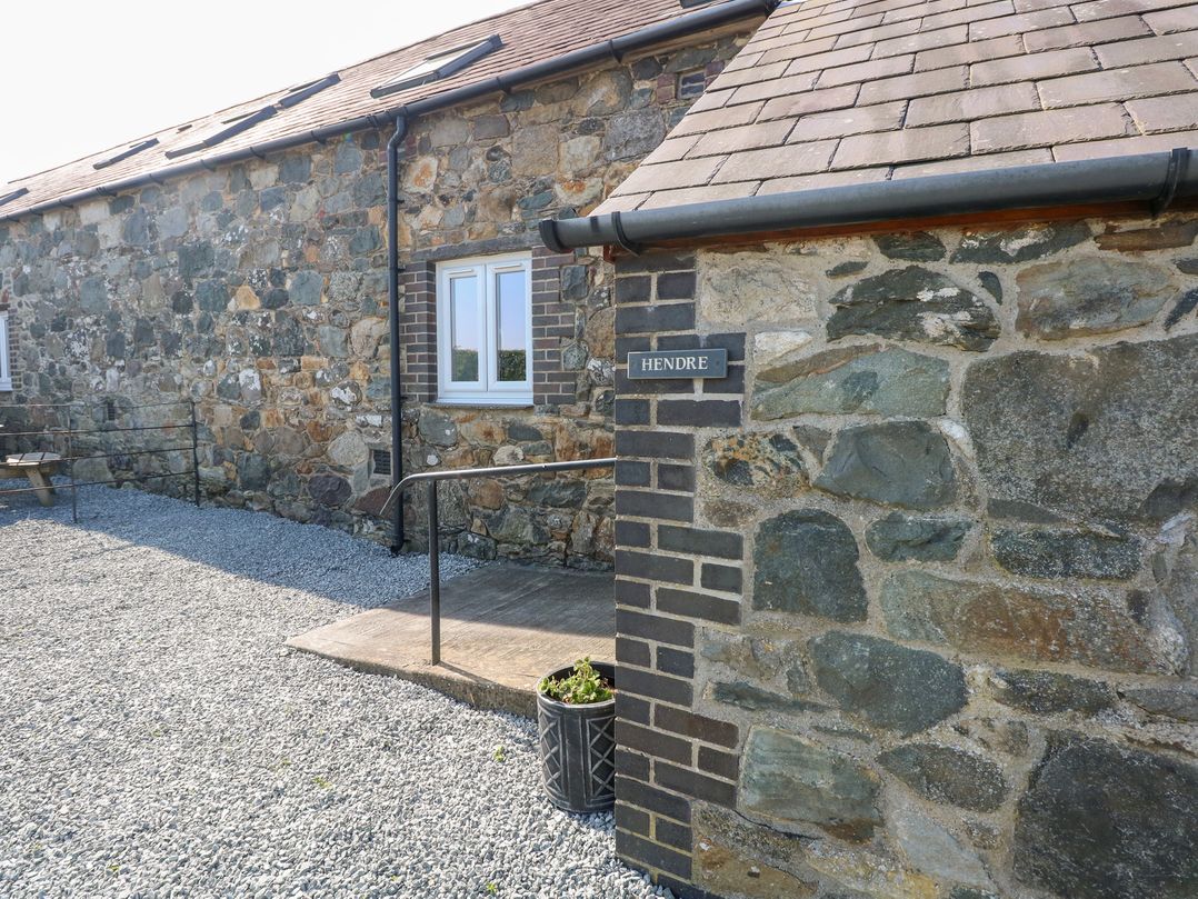 Hendre