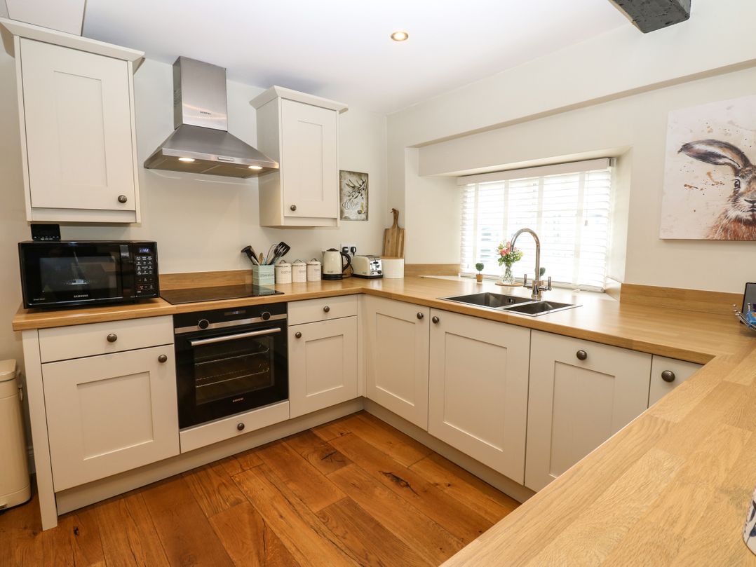White Swan Cottage