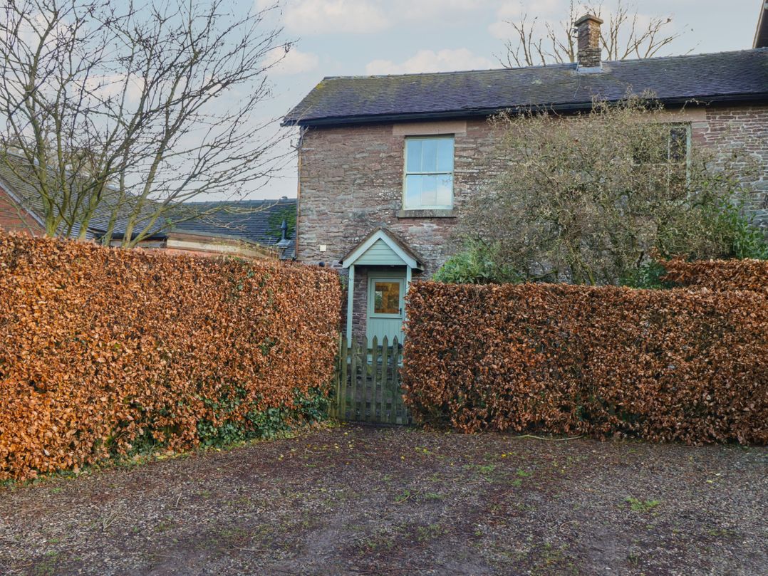Woodlands Cottage