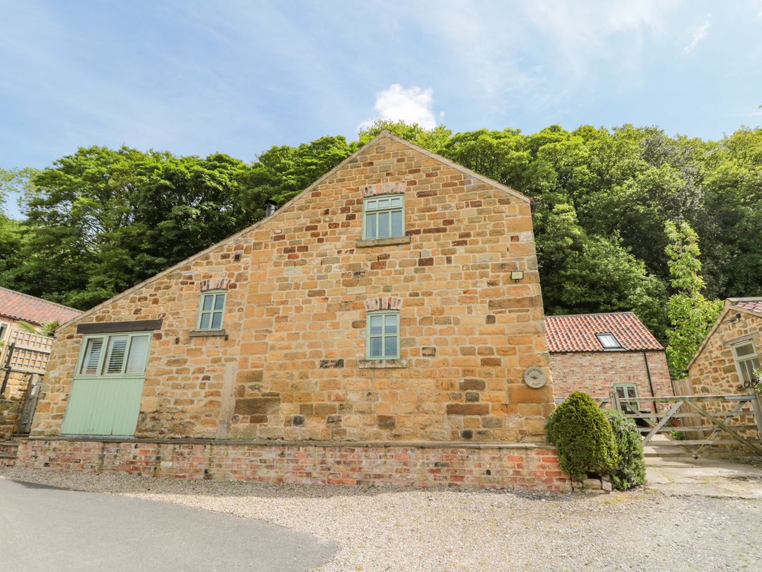 Woodside Barn