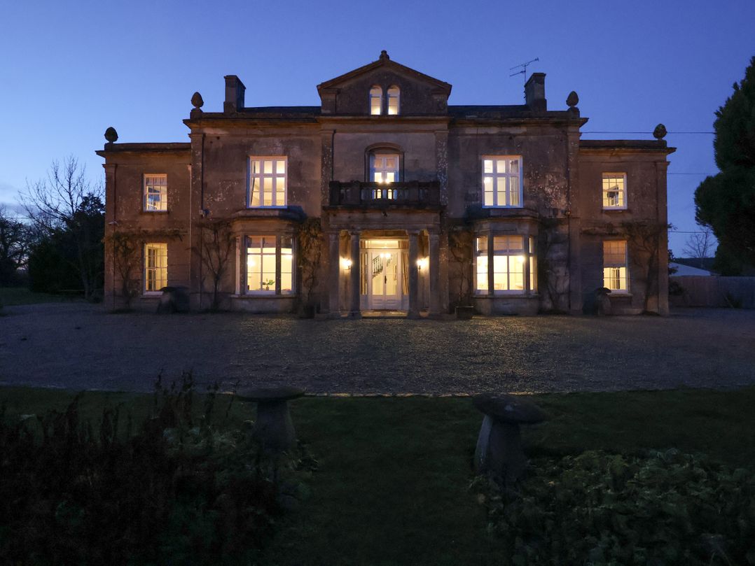 Milton Manor