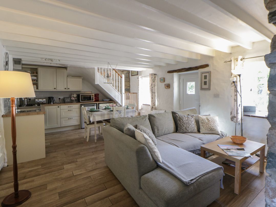 Middle Cottage