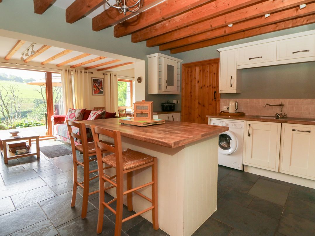 Dan Castell Cottage