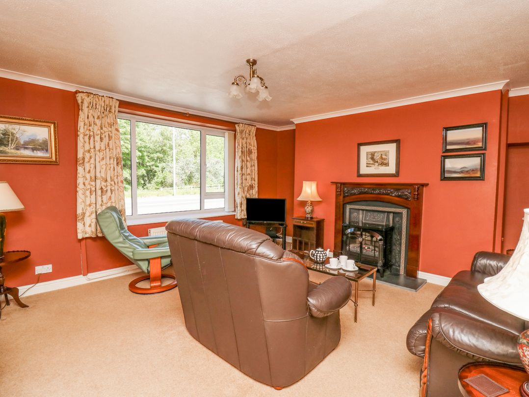 Britannia Cottage