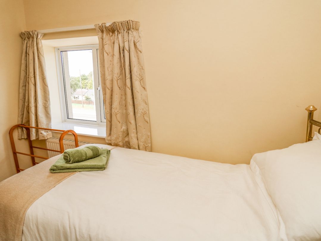 Britannia Cottage