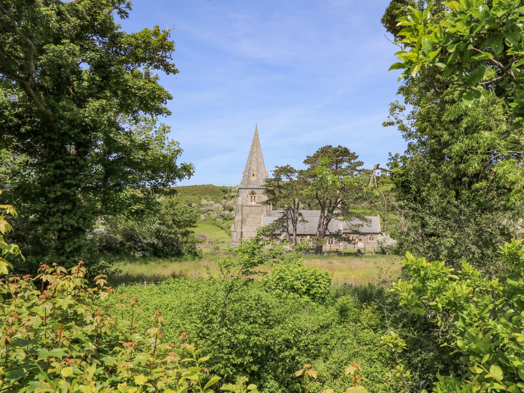 Britannia Cottage