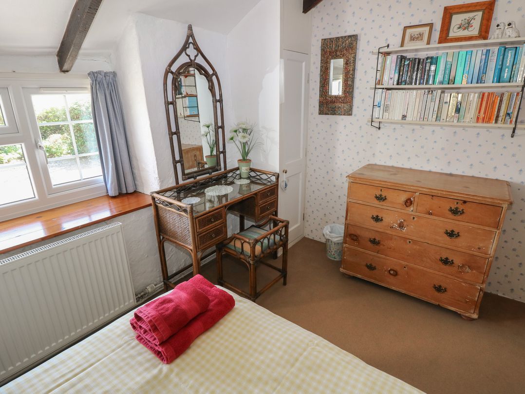 Ty-Newydd Cottage
