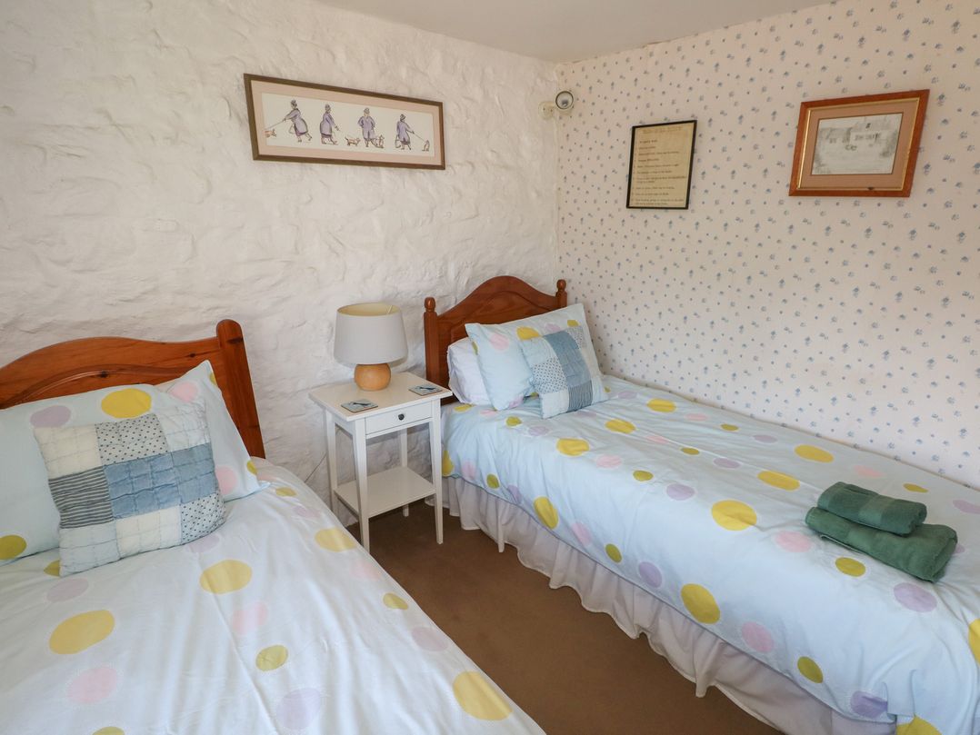 Ty-Newydd Cottage