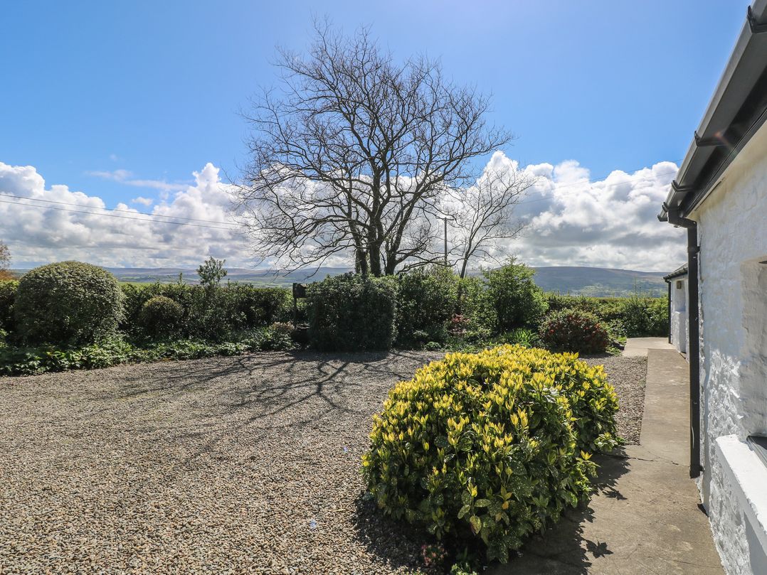 Ty-Newydd Cottage
