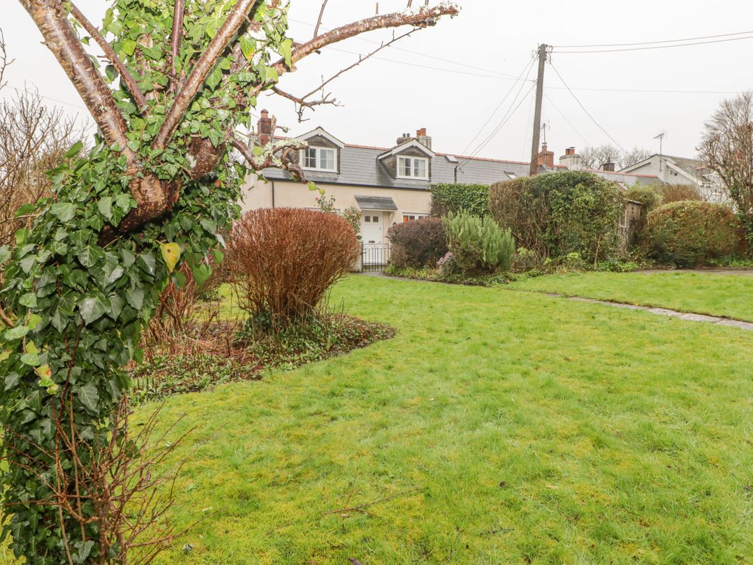 1 Cheriton Row