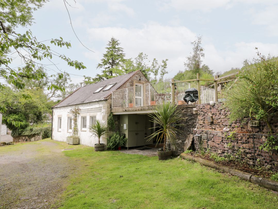 Dog friendly holiday cottage in Rockcliffe, sleeps 2