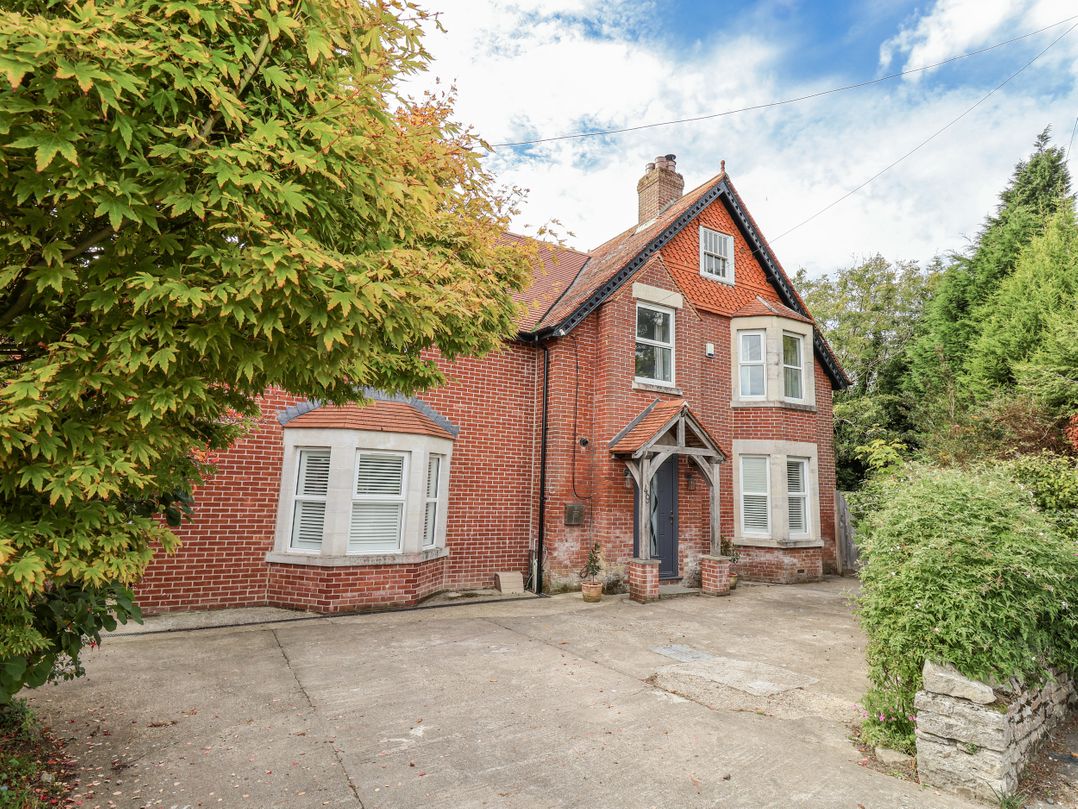 49 Ulwell Road, Swanage - Sleeps 9 guests