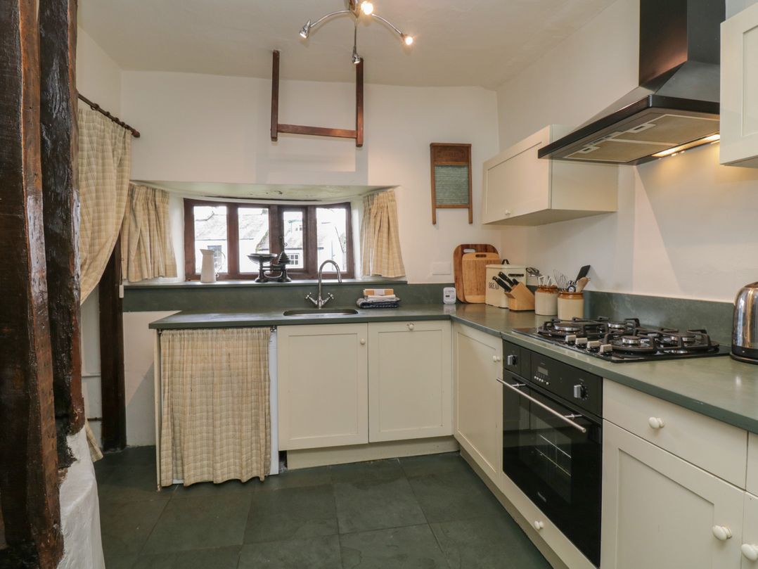 Old Oak Cottage