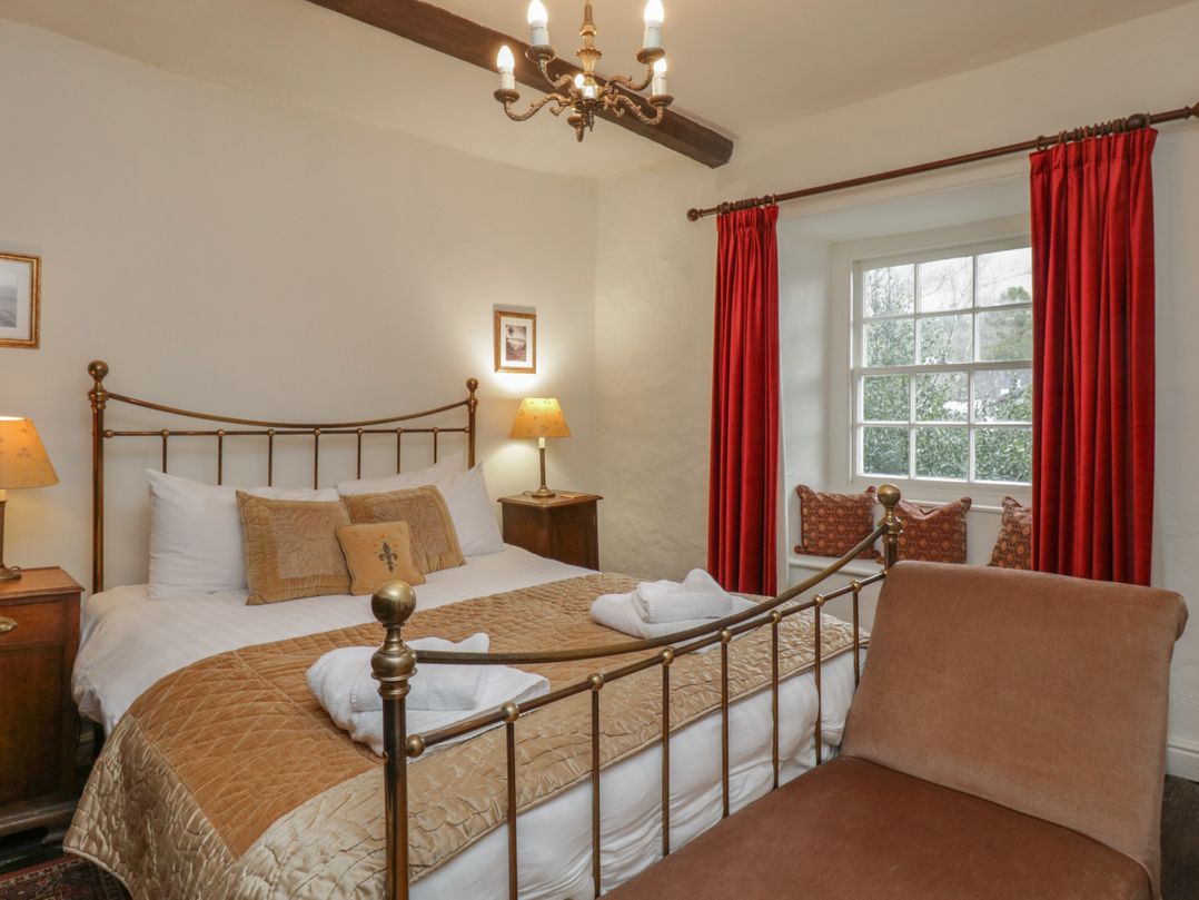 Old Oak Cottage