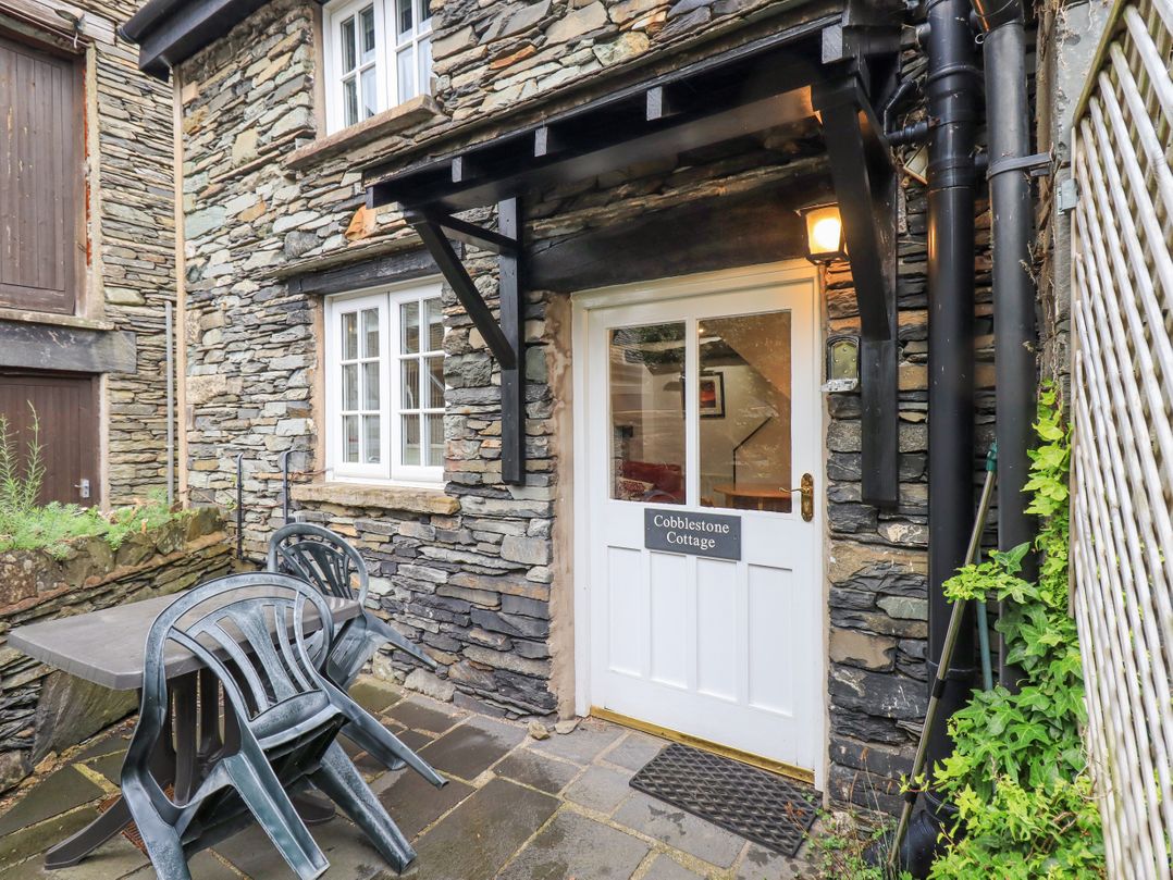 Cobblestone Cottage