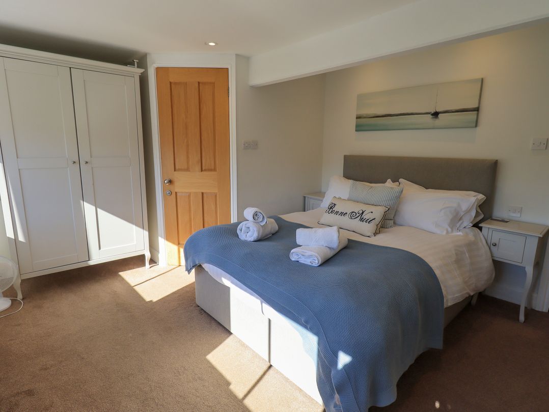 Stones Throw Cottage