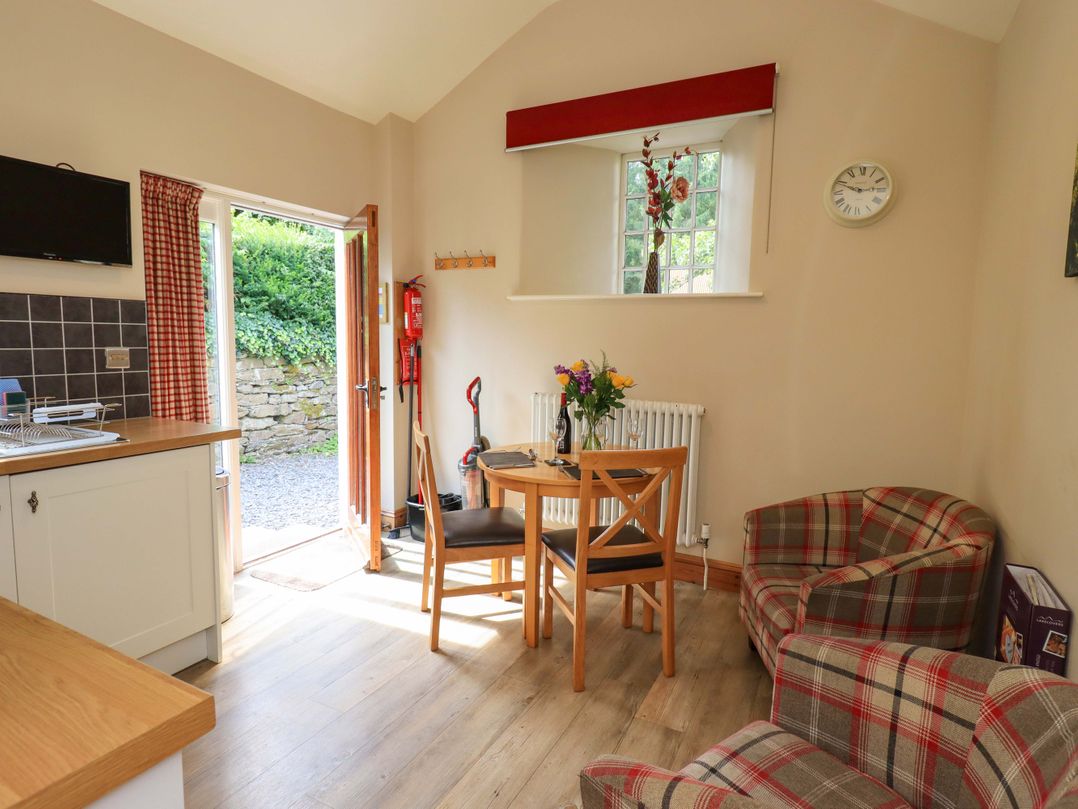 Abbots Reading Suite