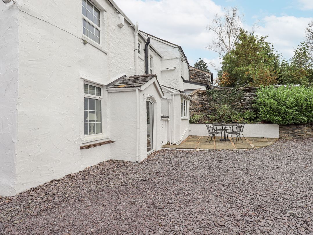 Smithy Cottage at Bowland Bridge