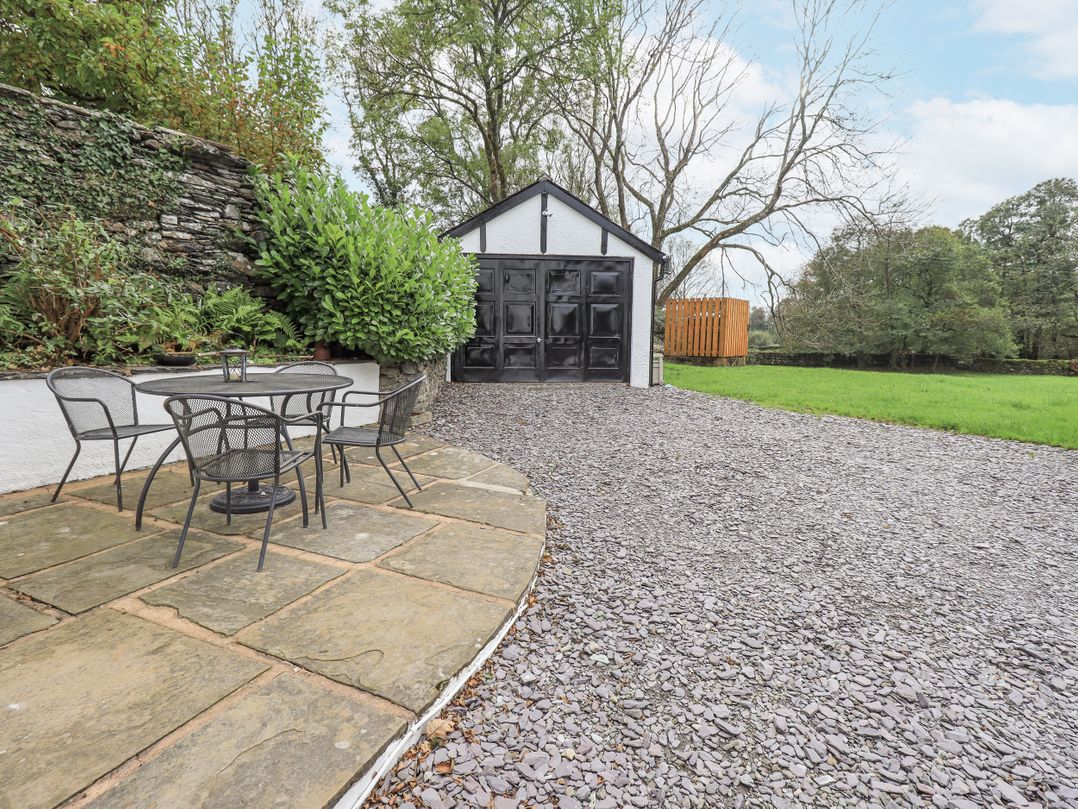Smithy Cottage at Bowland Bridge