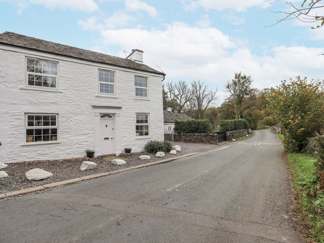 Smithy Cottage at Bowland Bridge